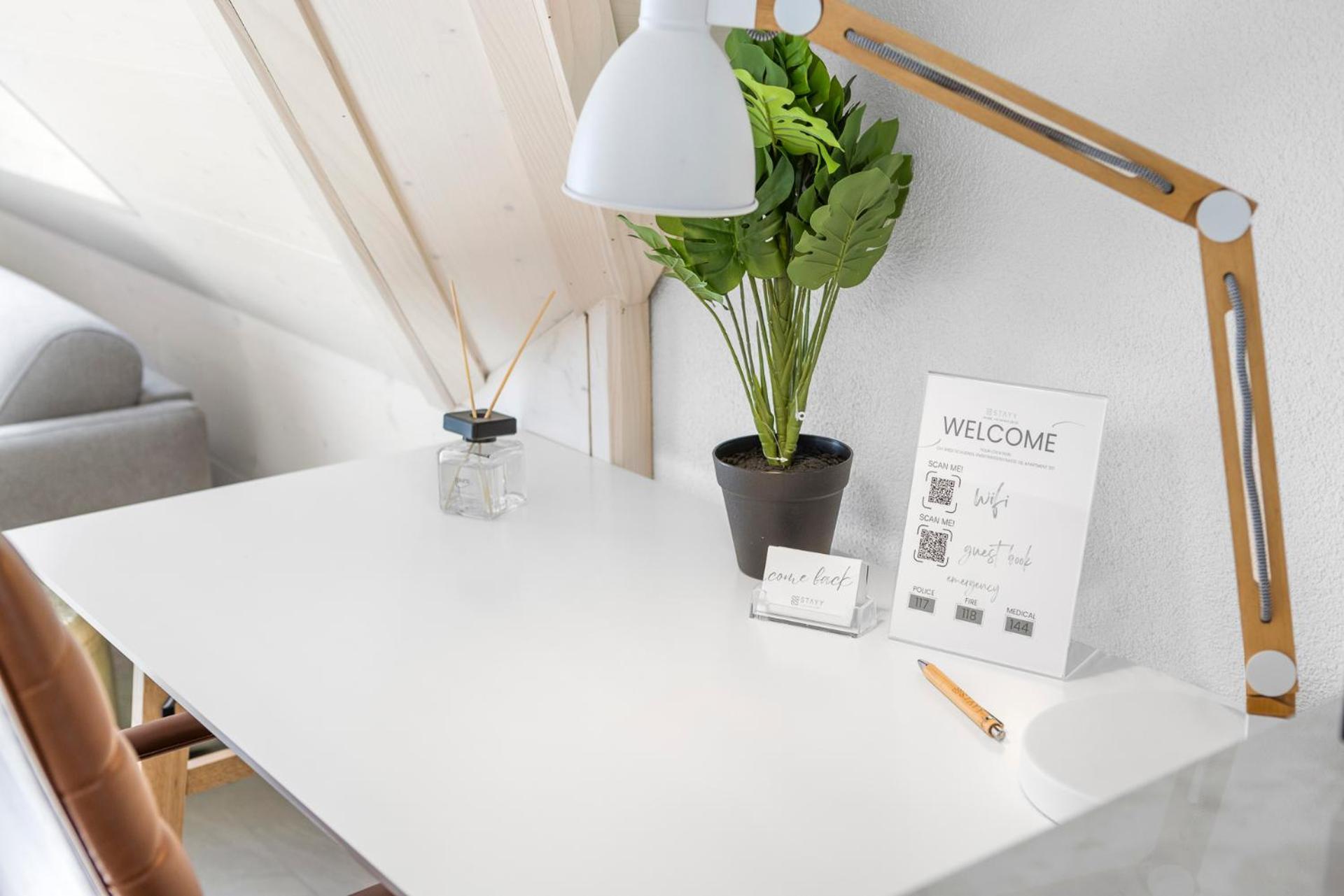 Stayy Flagship Limmattal - Contactless Check-In Schlieren Værelse billede